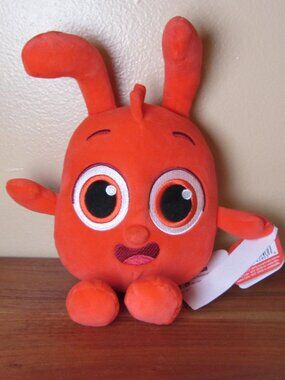 plush talking red morphle NWT 2024 just play (W6880)